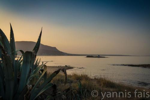 pyrgos blue