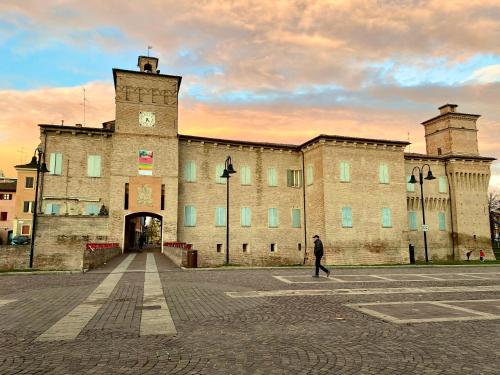 Soliera 105 - Appartamento su due livelli in zona tranquilla in Soliera