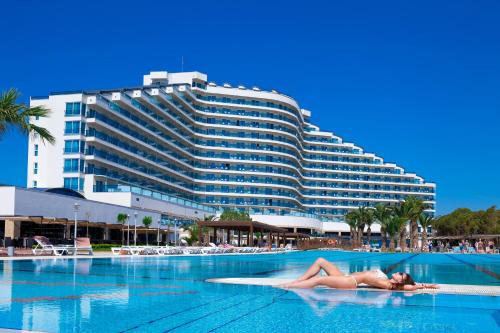 Venosa Beach Resort & Spa - All Inclusive - Accommodation - Didim