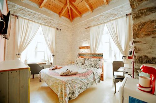 Mastoris Mansion - Idra
