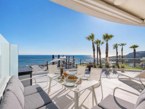 Skats, Infinity View Apartments by NRAS in Arenales Del Sol