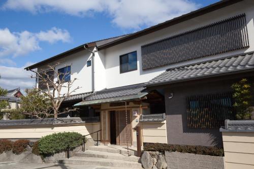 Exterior view, 竹葉庵 in Nagaokakyo