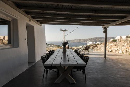 Villa Tonic by Mykonos Mood - Tap to explore photos