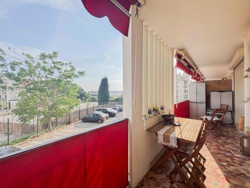 Facilities, Entre mer et ville, cocon avec terrasse - 3 pers in Mercantour