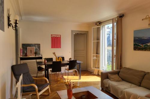 South Balcony Apt - Champs-Élysées - image 3