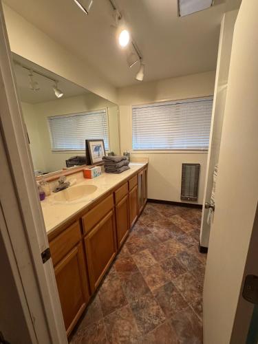 Home near the redwoods in Cleone (CA)