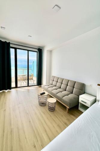 Bamboo Beach Apartments – khách sạn tại Chakvi