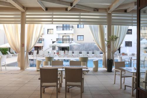 Senator Hotel Apartments in Агия Напа