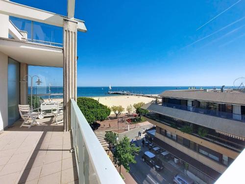 Apartment Claire-5 by Interhome
