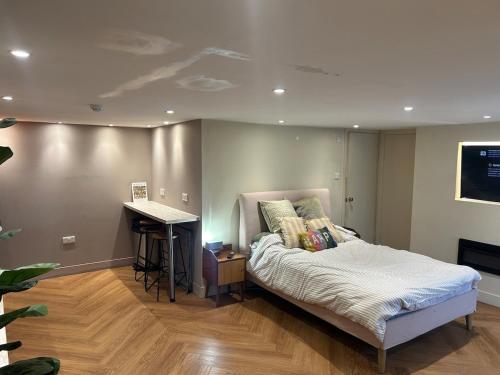 Studio Flat in the best location in Brighton! – khách sạn tại Bo Songbo Bien