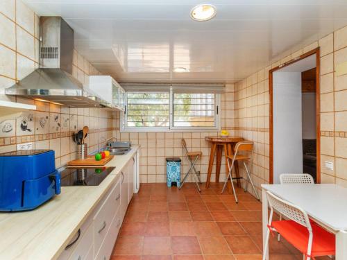 Konyha, Holiday Home Glasshouse by Interhome in Terra Brava