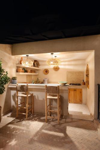 Riad MacasaKech - Piscine - Petit-déjeuner - Médina - image 11