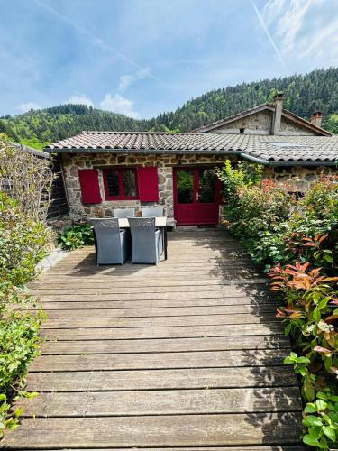 Maison nature et calme a 2km DOLCE VIA in Gluiras