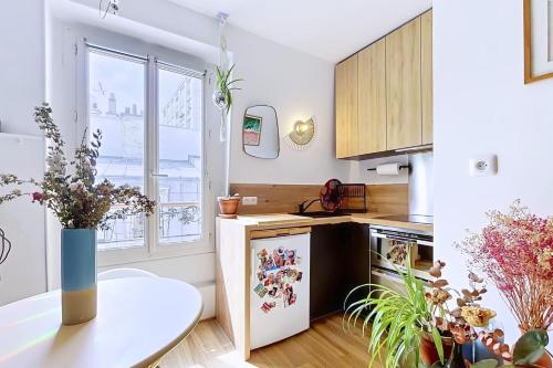 Charming studio near Canal Saint-Martin - image 7