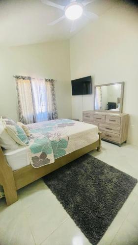 Jamaica Coastal Getaway in Discovery Bay