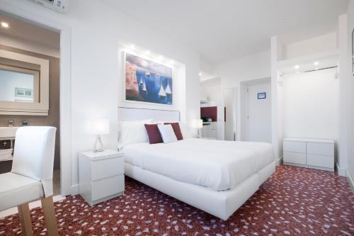 Sorrento Apartments - image 10