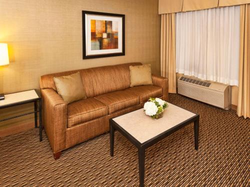 The Inn on Lake Superior in Duluth, USA