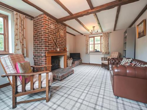 Iekārtas, 3 Bed in Piddlehinton oc-c40254 in Piddlehinton