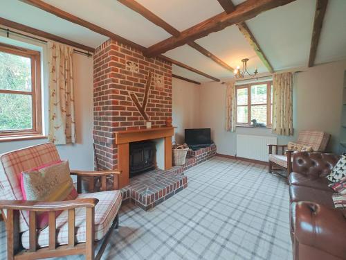 Iekārtas, 3 Bed in Piddlehinton oc-c40254 in Piddlehinton