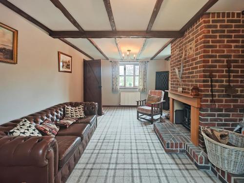 Iekārtas, 3 Bed in Piddlehinton oc-c40254 in Piddlehinton