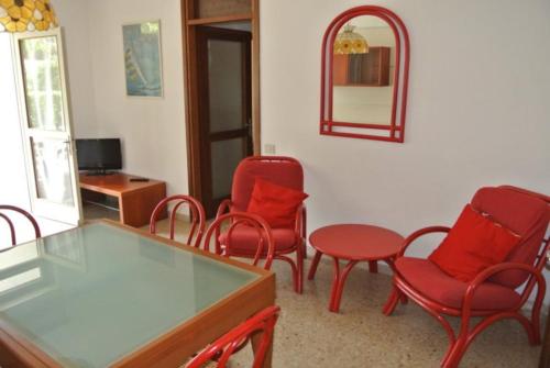 Spacious central flat perfect for groups - image 5