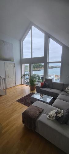 Silent Seaview Luxury Apartment Grasholmen – khách sạn tại Stavanger Suburbs