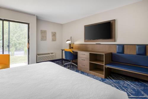 Best Western Indian Oak - image 21