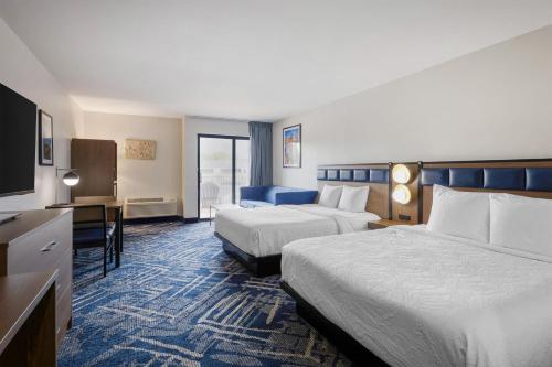 Best Western Indian Oak - image 27