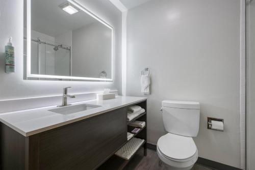 Best Western Indian Oak - image 28