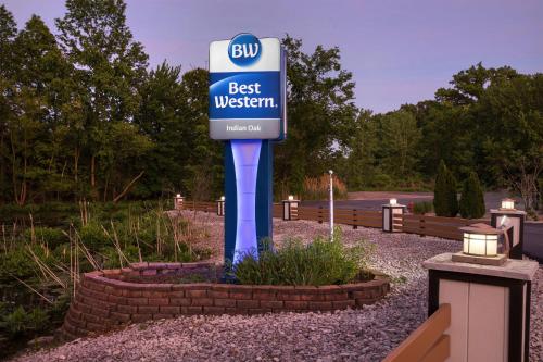 Best Western Indian Oak - image 40