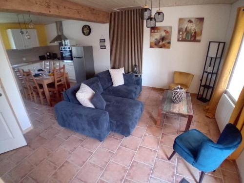 Iekārtas, Ferme de la Luna in Plavilla