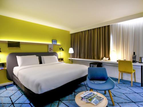 room detail thumbnail 0