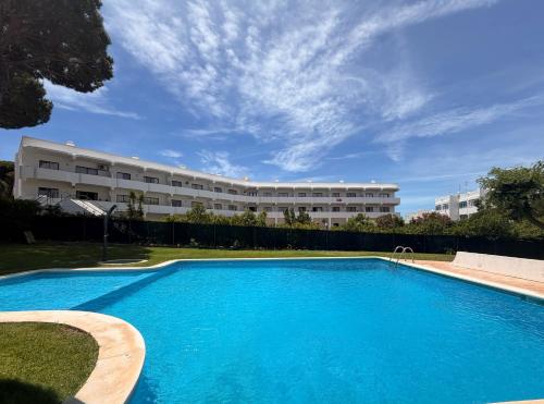 Vilamoura Pearl – khách sạn tại Khac