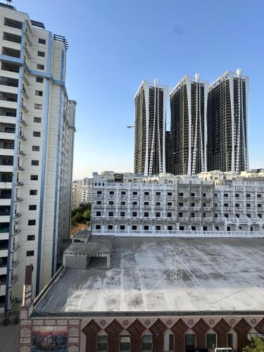 Cảnh quan, Sleek Modern 1-BHK Apt Steps from Giga Mall DHA2 in Rawalpindi