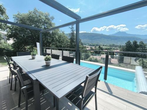 Erkély/terasz, Ecrin du Brusquet - villa moderne avec piscine et vue sur les montagnes in La Javie