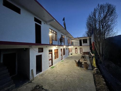 Viesnīcas āriene, Moon Lake Hotel, Nako in Nako