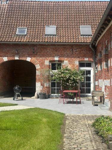Le Sart de Bouland in Frasnes-lez-Anvaing