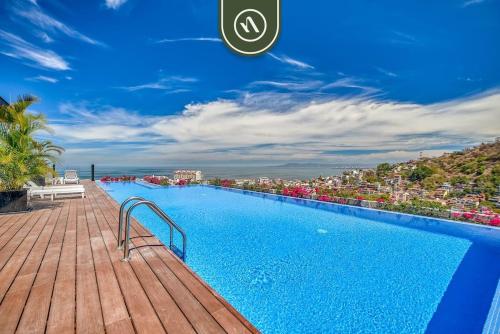 New 2BR Condo in Zona Romantica - Rooftop Pool - image 5
