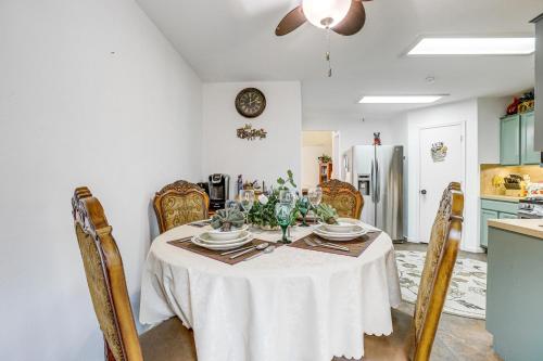 4 Mi to Lake Houston! Single-Level Home w/ Yard in Atascocita