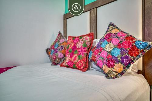 Luxury 2 BR in Romantic Zone - Rooftop Pool - image 4