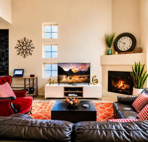 Attrezzature e servizi, Chic Urban Oasis, Sleek Design, Designer Amenities and Private Patio Retreat in Sherman Oaks