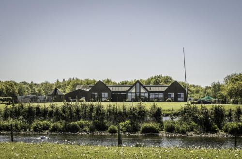 Fantastic Holiday Property Kragelund For Up To 20 Guests!