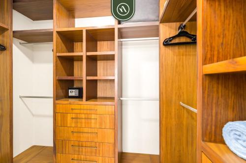 Amazing 2BR Condo in Romantic Zone - Rooftop Pool - image 3