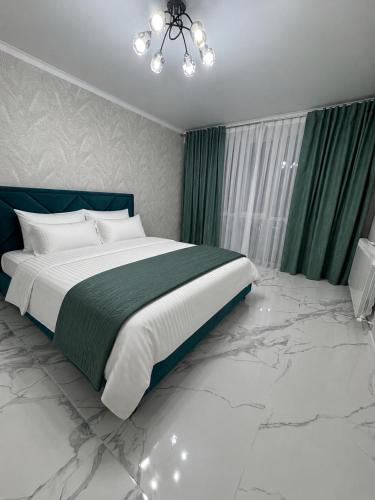 Emerald Marble Residence in Rîșcani