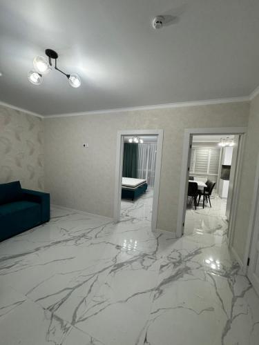 Emerald Marble Residence in Rîșcani