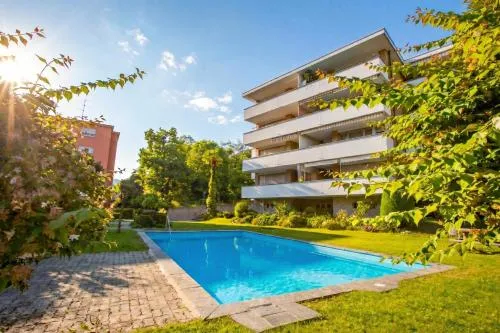 Malibu46 - Minusio Apt with Shared Pool & Balcony - Happy Rentals in Minusio, Schweiz