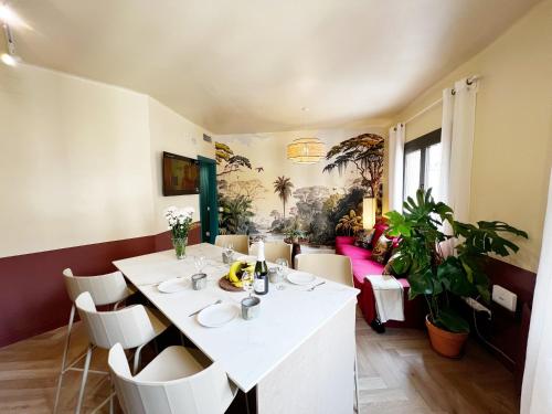 Barcelona Jungle Apartment