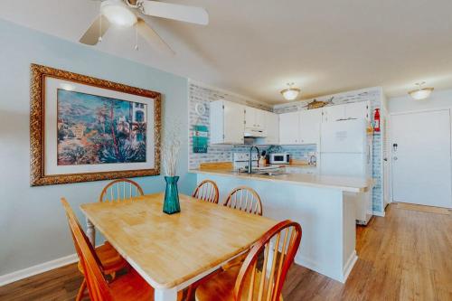 Ocean Retreat & Villas in Myrtle Beach, USA