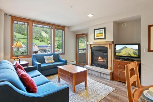 Ski In Out Luxury Condo 2207 - Hot Tub - Gym - Ski Views - Best Price - 500 dollars in FREE Activities and Equipment Rentals Daily in Winter Park, USA