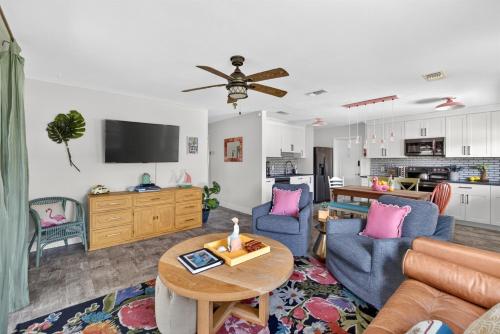 Family & Dog Friendly Home Near Beach Rockets Launch Views Pool Kayaks, Cocoa Beach